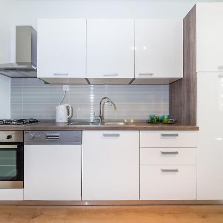 Apartments Shosha Zára Kültér fotó