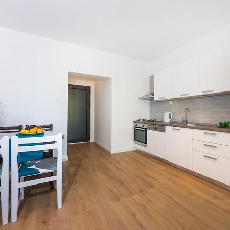 Apartments Shosha Zára Kültér fotó