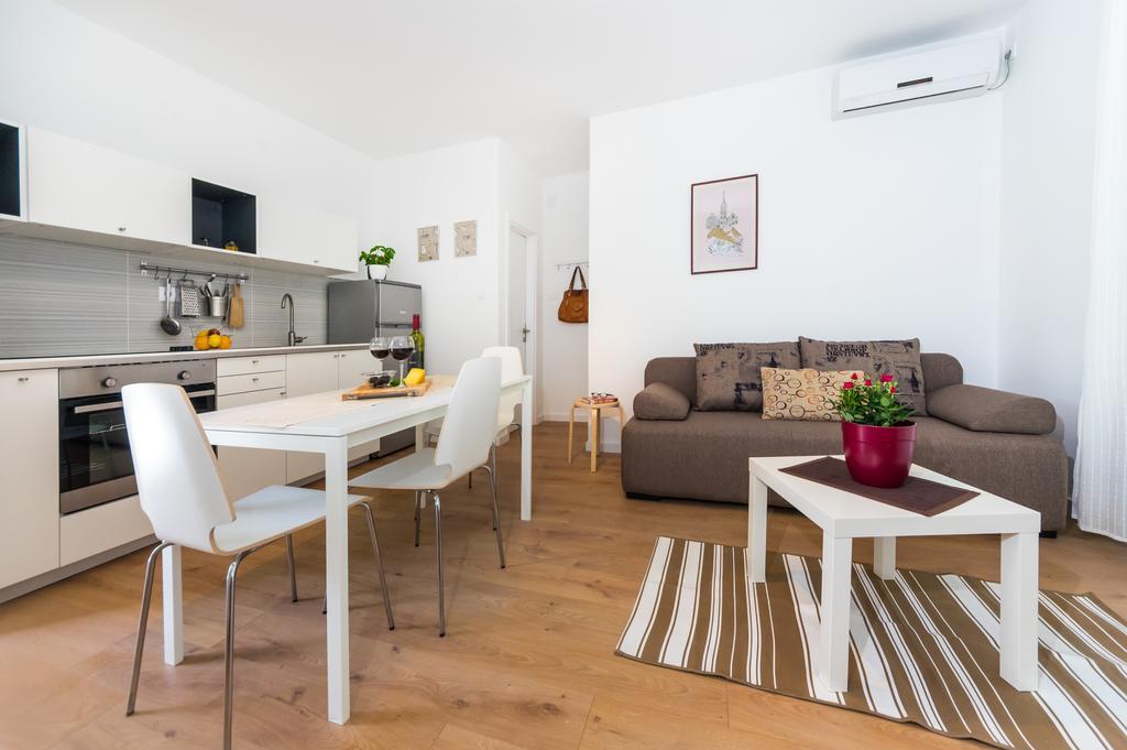 Apartments Shosha Zára Kültér fotó