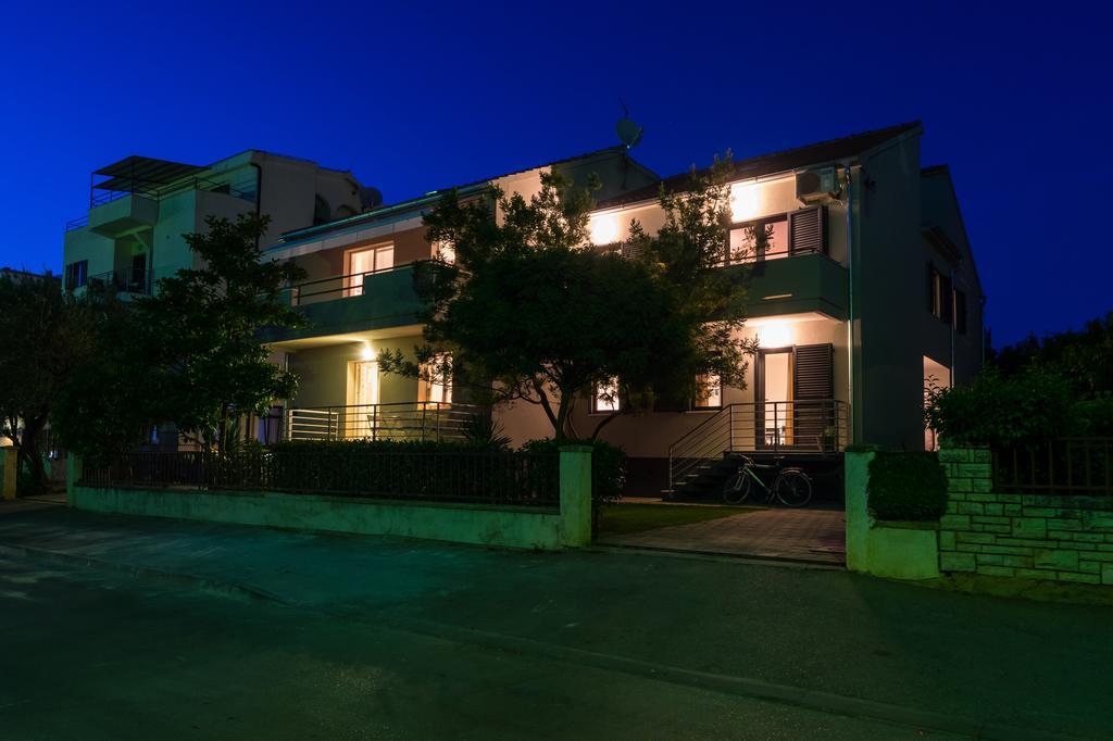 Apartments Shosha Zára Kültér fotó